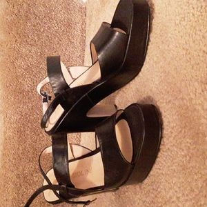 Platform sandal pumps from the 90s